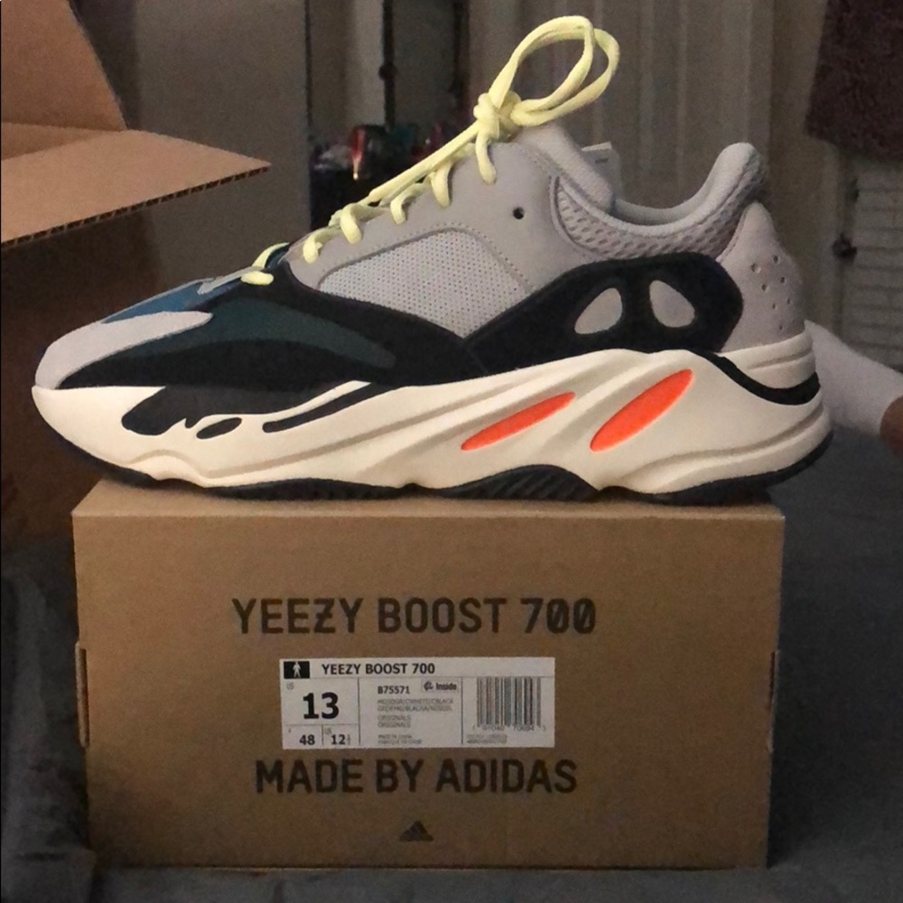 Yeezy Boost 700 Men’s 13